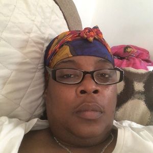 Meet your Posher, Monique